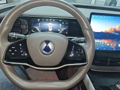 Denza D9 DM-i 1040 Premium - ფოტო 10