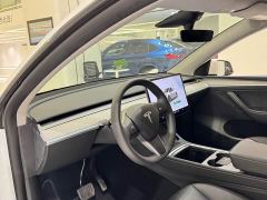 Tesla Model Y Long Range All-Wheel Drive - ფოტო 10