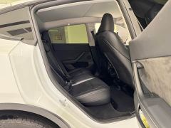 Tesla Model Y Long Range All-Wheel Drive - ფოტო 17