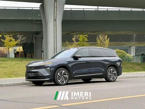 2024 NIO ES8 75kWh Executive - car from China