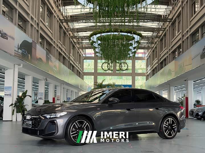 Audi A5L 2.0T Burning Star Edition - car from China