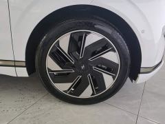 eπ008 636Max Smart Driving Edition 5-seater - photo 6