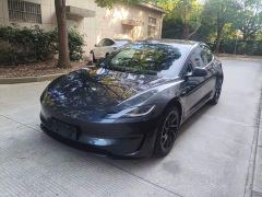 Tesla Model 3 High-Performance AWD Version - ფოტო 1