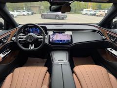 Mercedes-Benz E-Class E 260 L Classic Edition - photo 9