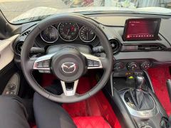 Mazda MX-5 Roadster 2.0 Homura British version - фото 11