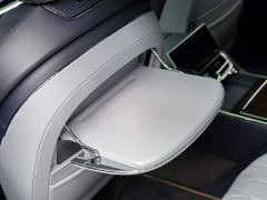 Bentley Flying Spur 4.0T V8 Mulliner - photo 12