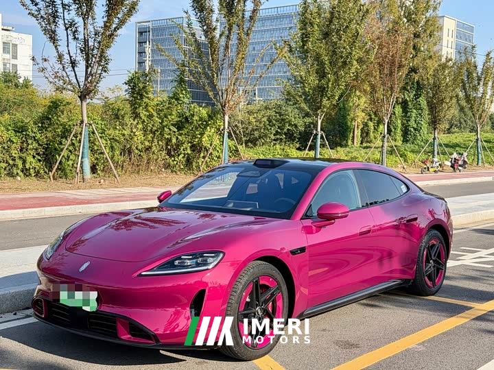 Shangjie Shang Jie Z7 Max - car from China