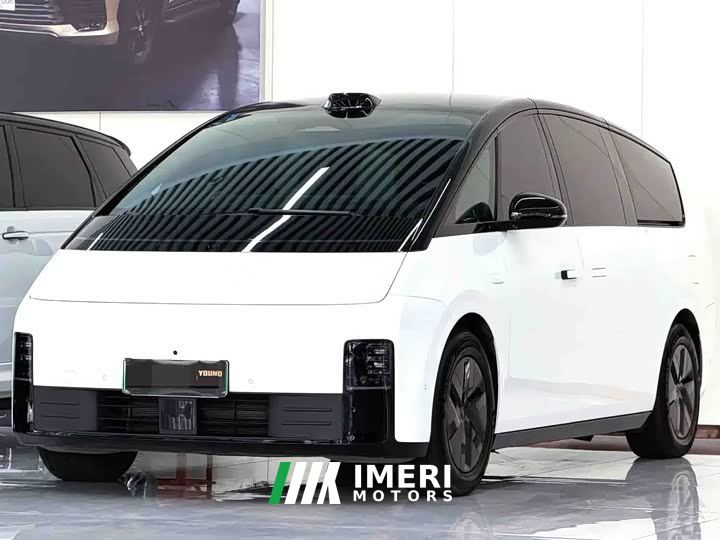 Li Auto Li Xiang MEGA Ultra - car from China