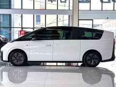 Li Auto Li Xiang MEGA Ultra - photo 5