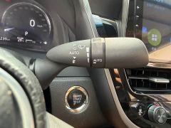 Toyota Camry 2.5G Luxury - photo 13