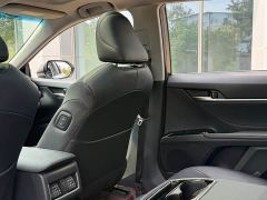 Toyota Camry 2.5G Luxury - photo 19