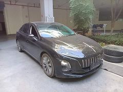 Hongqi E-QM5 560km PLUS - фото 3