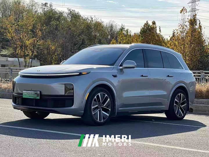 Li Auto L8 Pro - ავტომობილი ჩინეთიდან