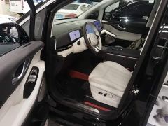 Voyah Lantu Dreamchaser PHEV AWD Flagship Kunpeng Edition - ფოტო 15