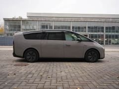 Li Auto Li Xiang MEGA Ultra - ფოტო 4