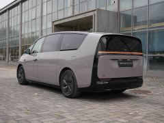 Li Auto Li Xiang MEGA Ultra - ფოტო 7