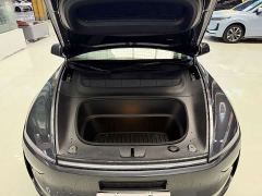 Tesla Model Y Rear-Wheel Drive - ფოტო 16