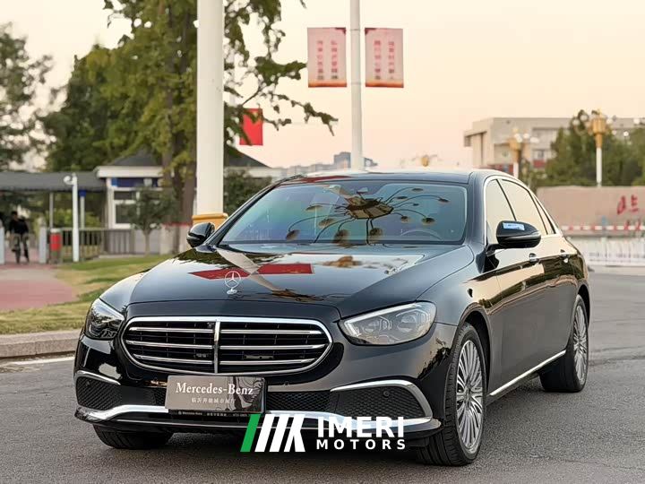 Mercedes-Benz E-Class Facelift E 300 L Luxury - автомобиль из Китая