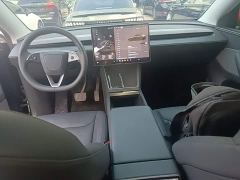 Tesla Model Y Rear-Wheel Drive - фото 9
