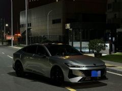 Changan UNI-V 1.5T Premium - фото 4
