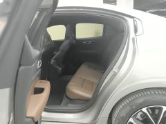 Volvo S60 B4 Smart Luxury Edition - ფოტო 13