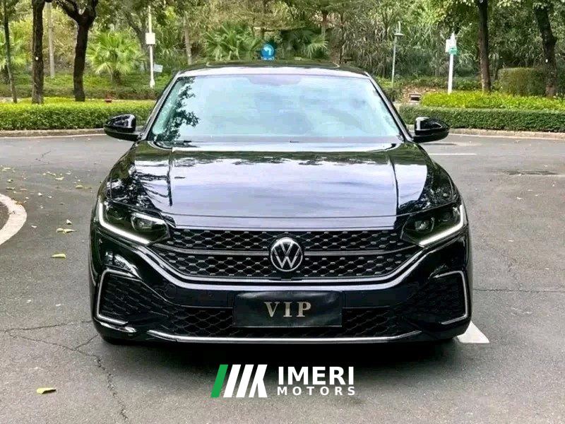 Volkswagen Passat 330TSI Star Elite Edition - ავტომობილი ჩინეთიდან