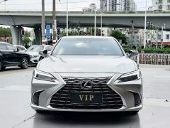 Lexus ES 300h Premium Edition - фото 2