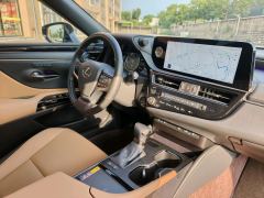 Lexus ES 200 Luxury - ფოტო 13