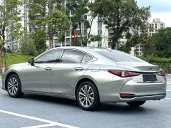 Lexus ES 200 Excellence Edition - photo 6