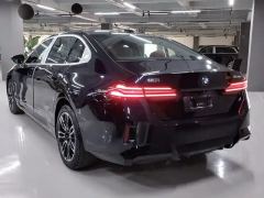 BMW 5 Series 530Li Premier Luxury Package - фото 8