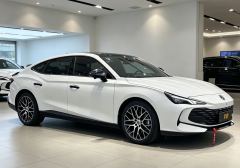 MG7 1.5T 300 Double Clutch Elegant Edition - ფოტო 3