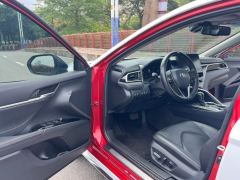 Toyota Camry 2.5G Luxury Edition - ფოტო 10