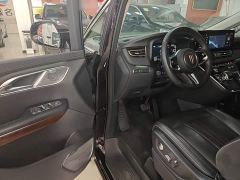 Hongqi HQ9 2.0T Smart Connected Flagship Comfort Edition - фото 15