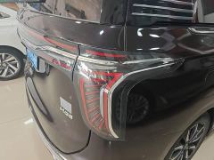 Hongqi HQ9 2.0T Smart Connected Flagship Comfort Edition - фото 7