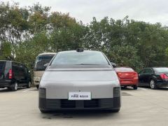 Li Auto MEGA 710km Ultra - ფოტო 2
