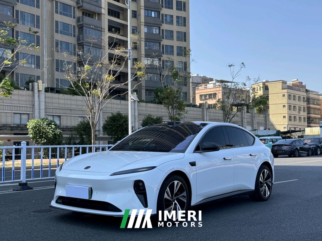 NIO ET5 560km 75kWh - car from China
