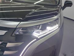 Denza D9 DM-i 970 4WD Flagship Edition - ფოტო 2