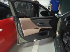 Lexus ES 200 Excellence Edition - фото 12
