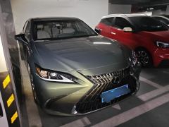Lexus ES 200 Excellence Edition - фото 8