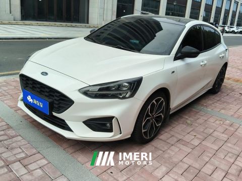 2021 Ford Focus Hatchback EcoBoost 180 Automatic ST Line - автомобиль из Китая