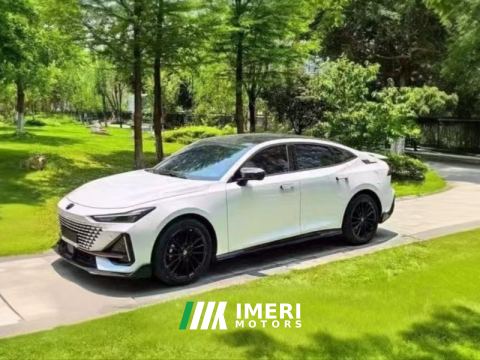 2022 Changan UNI-V 1.5T Dual Clutch Sport Edition - car from China