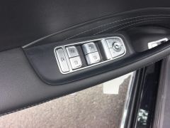 Hongqi H5 2.0T Automatic Smart Connected Flag Enjoy Edition - ფოტო 13