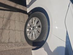 Toyota Corolla Dual-Engine 1.8L E-CVT Elite Edition - photo 6