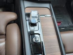 Volvo XC60 B5 AWD Smart Remote Luxury Edition - фото 19