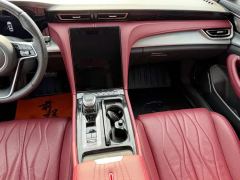 Hongqi H5 2.0T Automatic Smart Connected Flag Leader Edition - фото 10