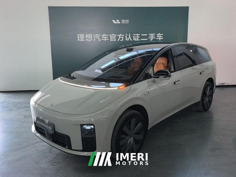 Li Auto i8 Standard Edition - автомобиль из Китая