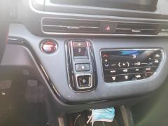 Honda Elysion e:HEV 2.0L Luxury Edition - фото 19