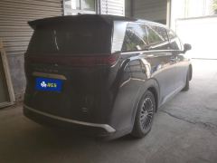 Denza D9 DM-i 1050 Luxury Edition - фото 2