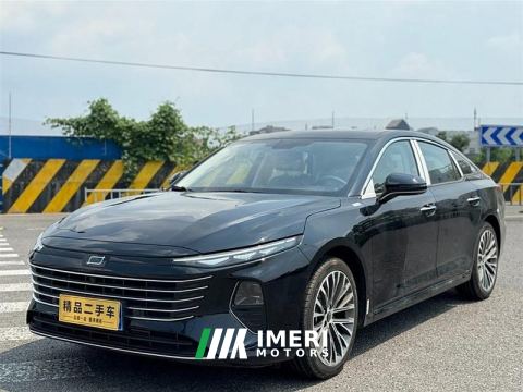 2024 Bestune Besturn B70 Longteng Edition 1.5T Dual clutch leading