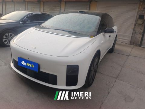 2025 Li Auto i6 AWD Edition - автомобиль из Китая